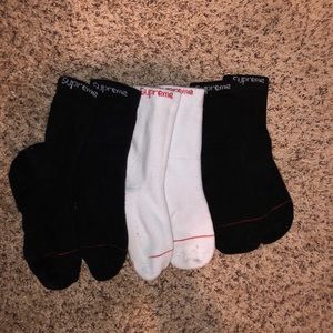 Supreme Socks